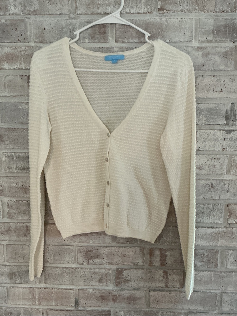 Draper James Cream Textured V-Neck Button Cardigan